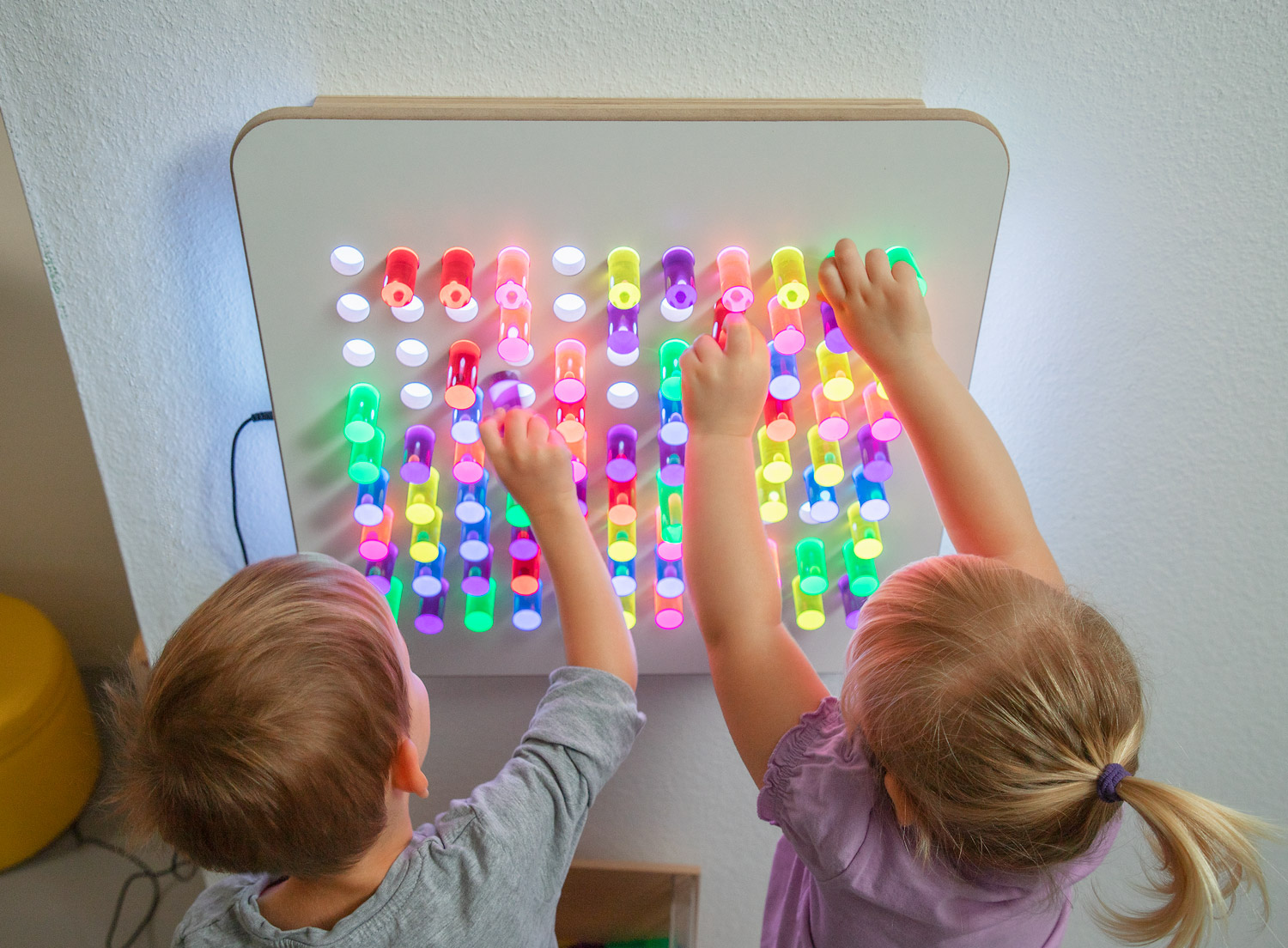 Regenbogen Steckbrett Wand und Tisch